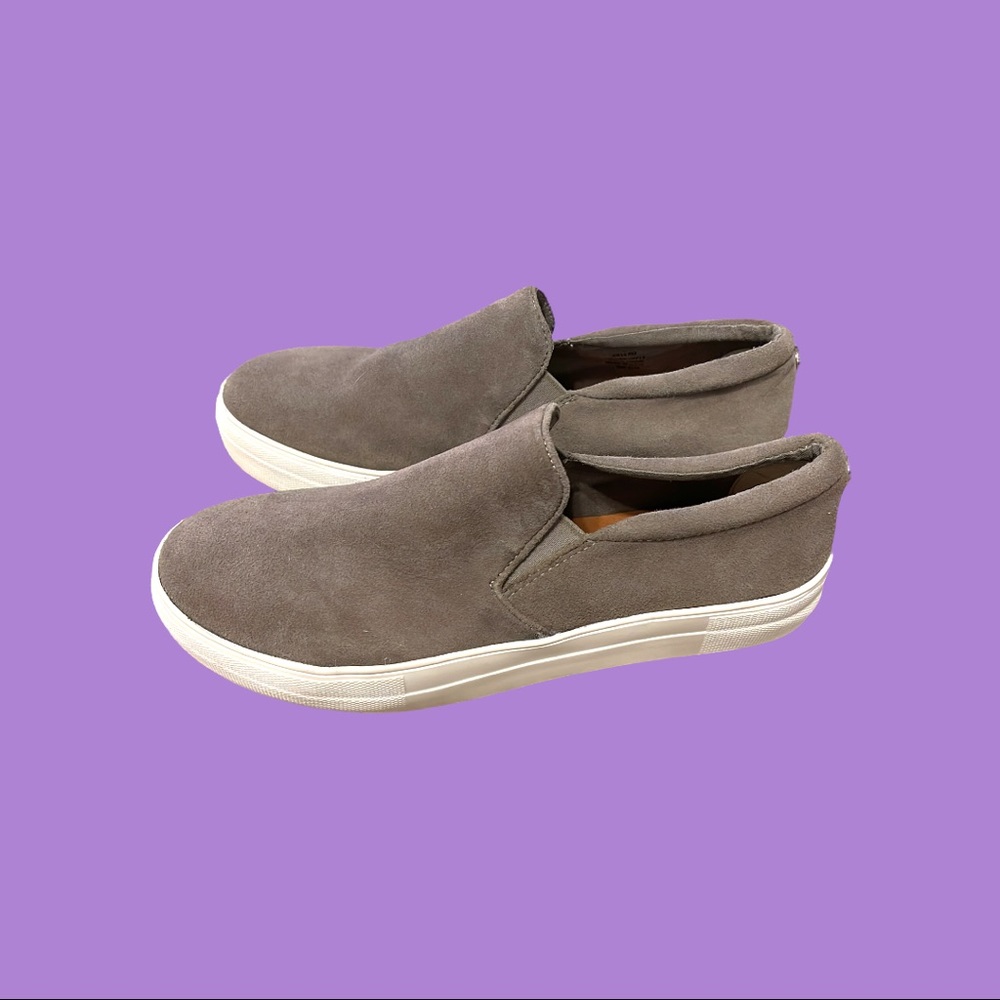 Steve Madden slip on shoes